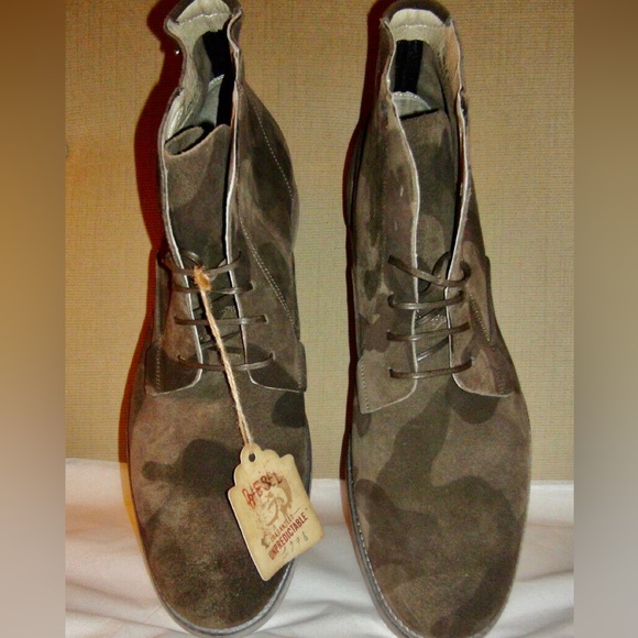 Diesel The Gold Digger Quartium Olive Camo Suede Ankle Boots Size EU 44